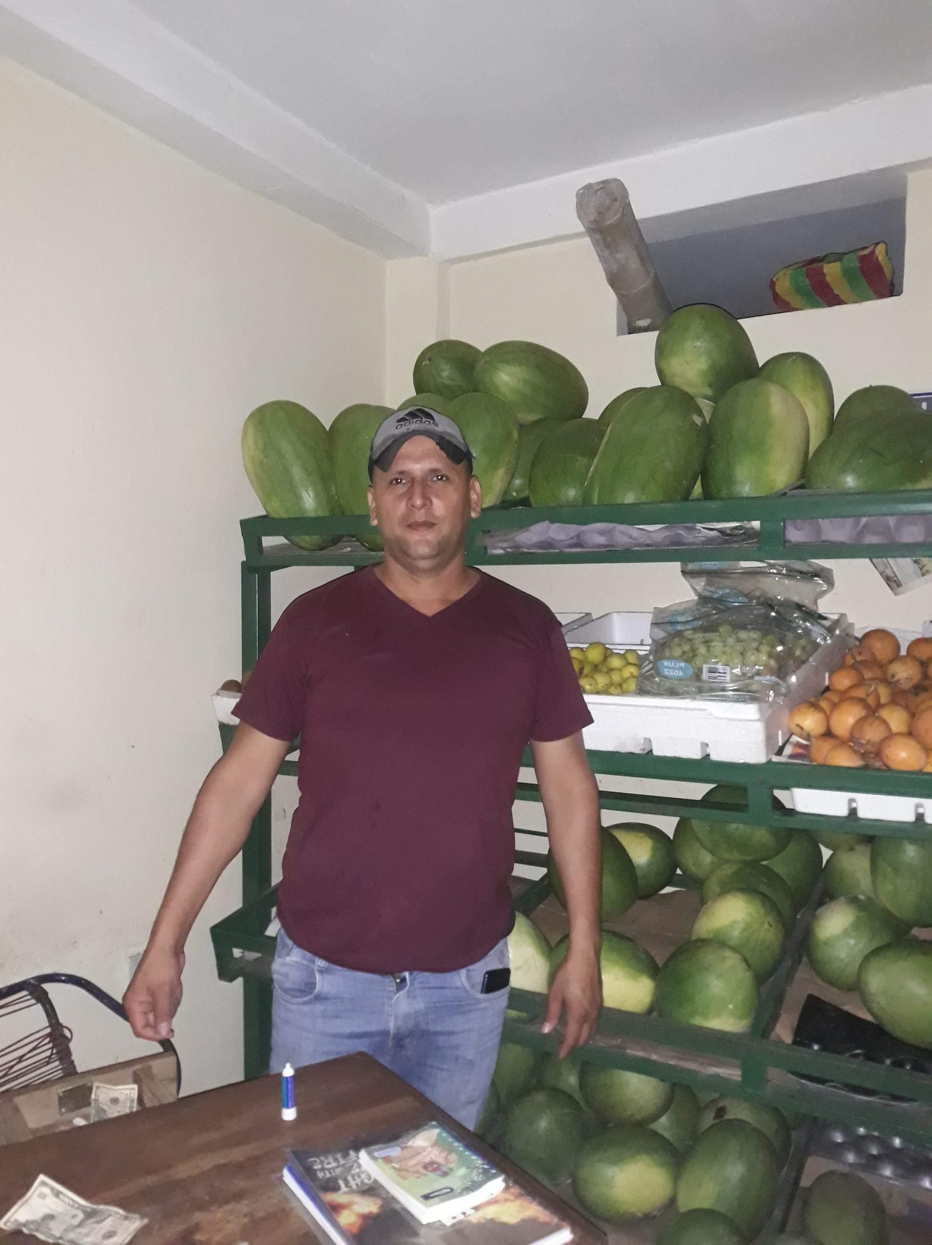 PORTOVIEJO |Treinta y cuatro años entre frutas